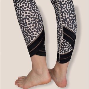 Lululemon leopard print high waist leggings